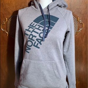The North Face- Hoodie